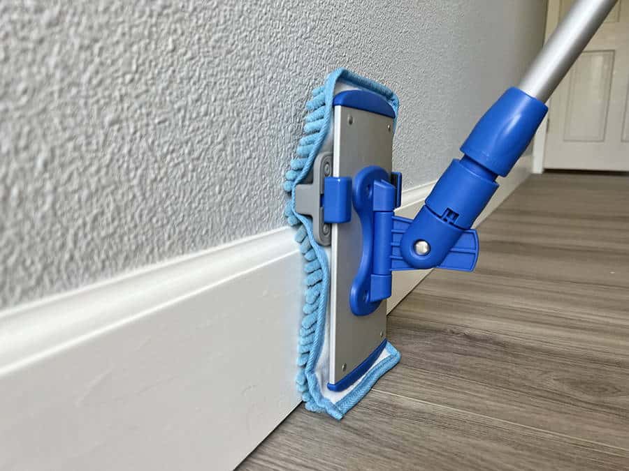 You are currently viewing The Best Baseboard Cleaner: Your Ultimate Guide to a Spotless Home